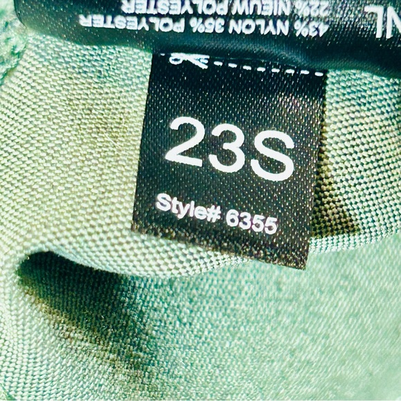 KUHL shorts Trekr hiking Shorts stretchy performance Green Women Size 6 - Picture 4 of 11